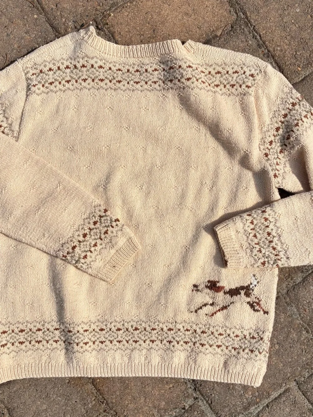 Vintage Ralph Lauren Beige Crewneck Sweater with Equestrian Scene - Picture 3 of 4